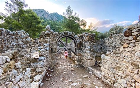 Efsanevi Antik Kent: Olympos'un Gizemli Tarihine Yolculuk