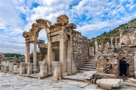 Kültürel ve Doğal Zenginliğiyle İzmir'le Muhteşem Rota: Çeşme